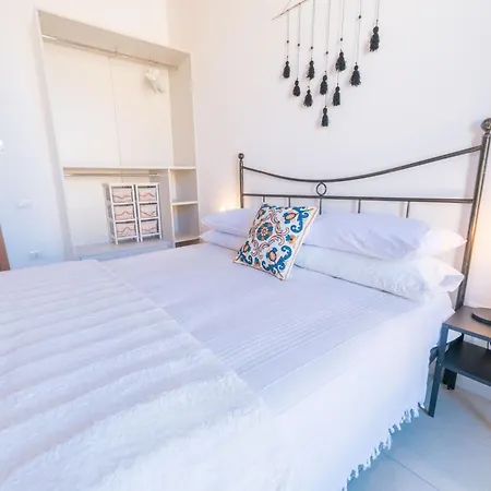 Apartamento Yenne Cagliari