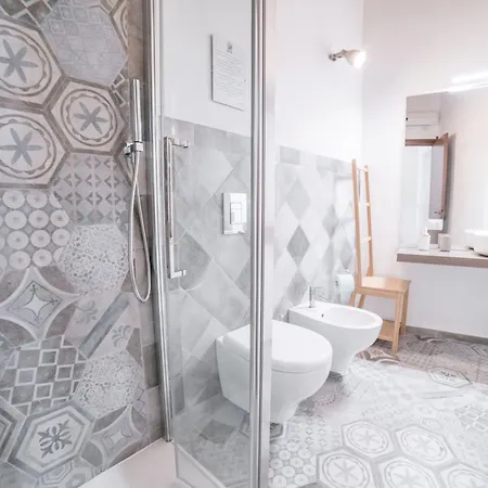 Yenne * Κάλιαρι