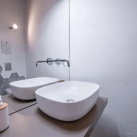 Yenne Apartamento Cagliari