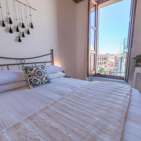 Yenne Apartment *