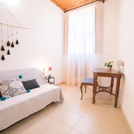 Yenne * Cagliari